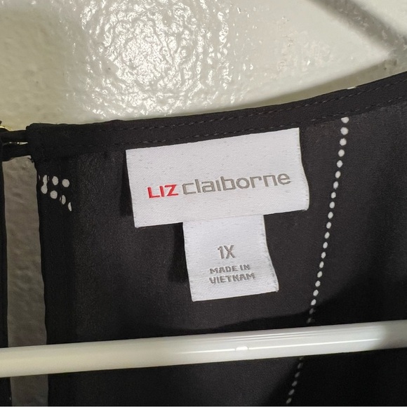 Liz Claiborne Blouse Black White Geometric Pattern 1X - Picture 8 of 9